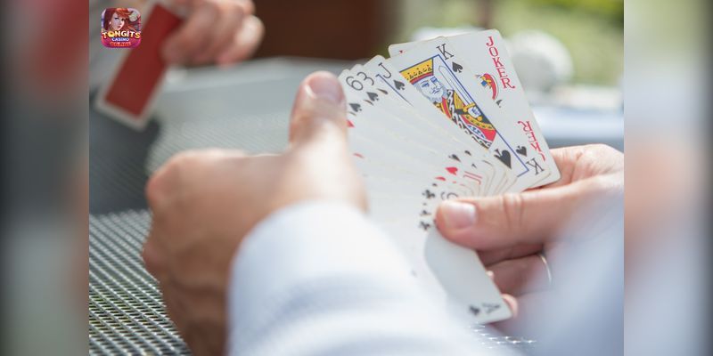 how to play pusoy